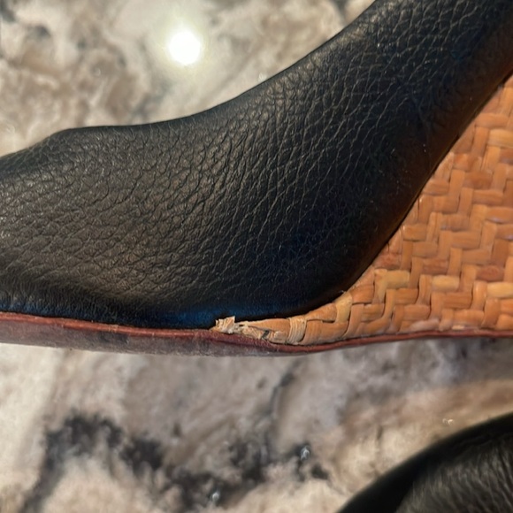 BCBGMAXAZRIA Woman's Wedges no box blemish in photos - Picture 8 of 8